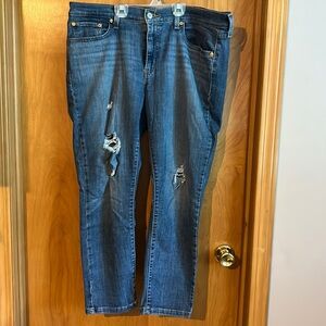 Levi’s boyfriend jeans